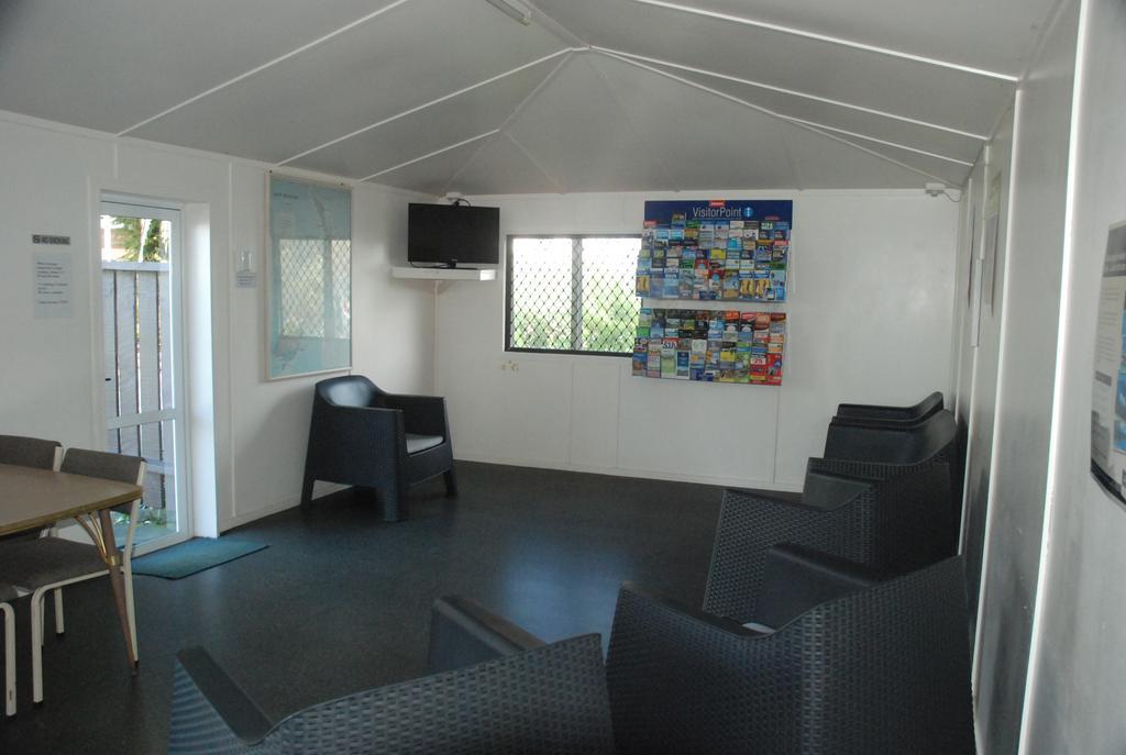 Avondale Motor Park Hotel โอ๊คแลนด์ ภายนอก รูปภาพ