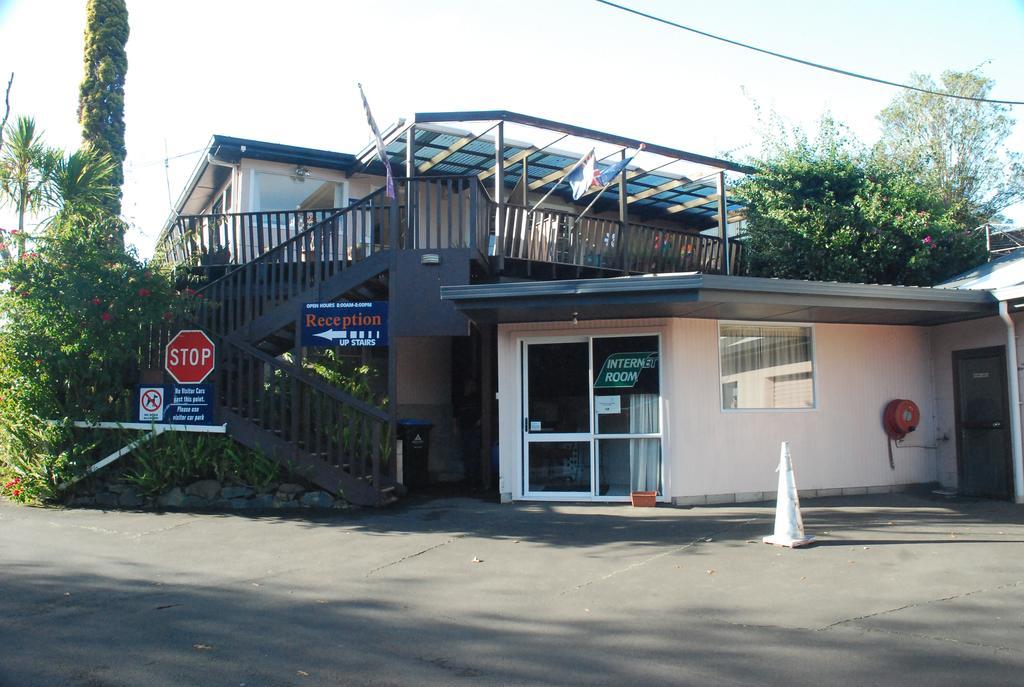 Avondale Motor Park Hotel โอ๊คแลนด์ ภายนอก รูปภาพ